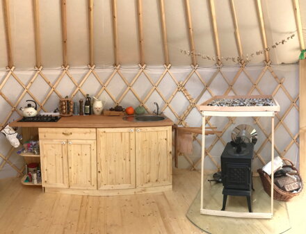 jurta na celoroční bydlení průměr 6m - 30m2