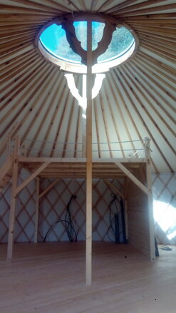 jurta na celoroční bydlení průměr 8m - 50m2