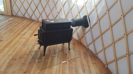 jurta na celoroční bydlení průměr 8m - 50m2