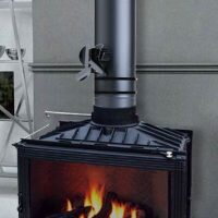 Ventilátor na kouřovod  pro kouřovod o průměru 18cm